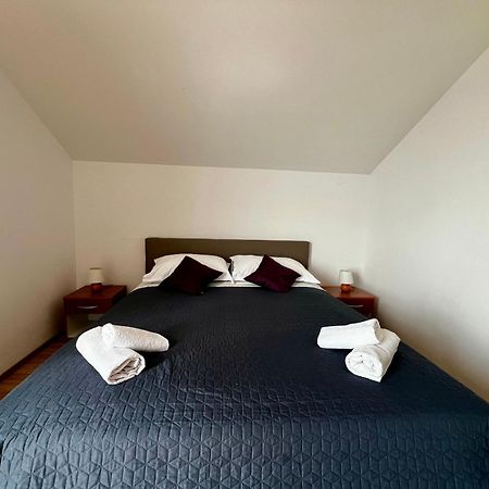 Apartments Lira Mlini Luaran gambar