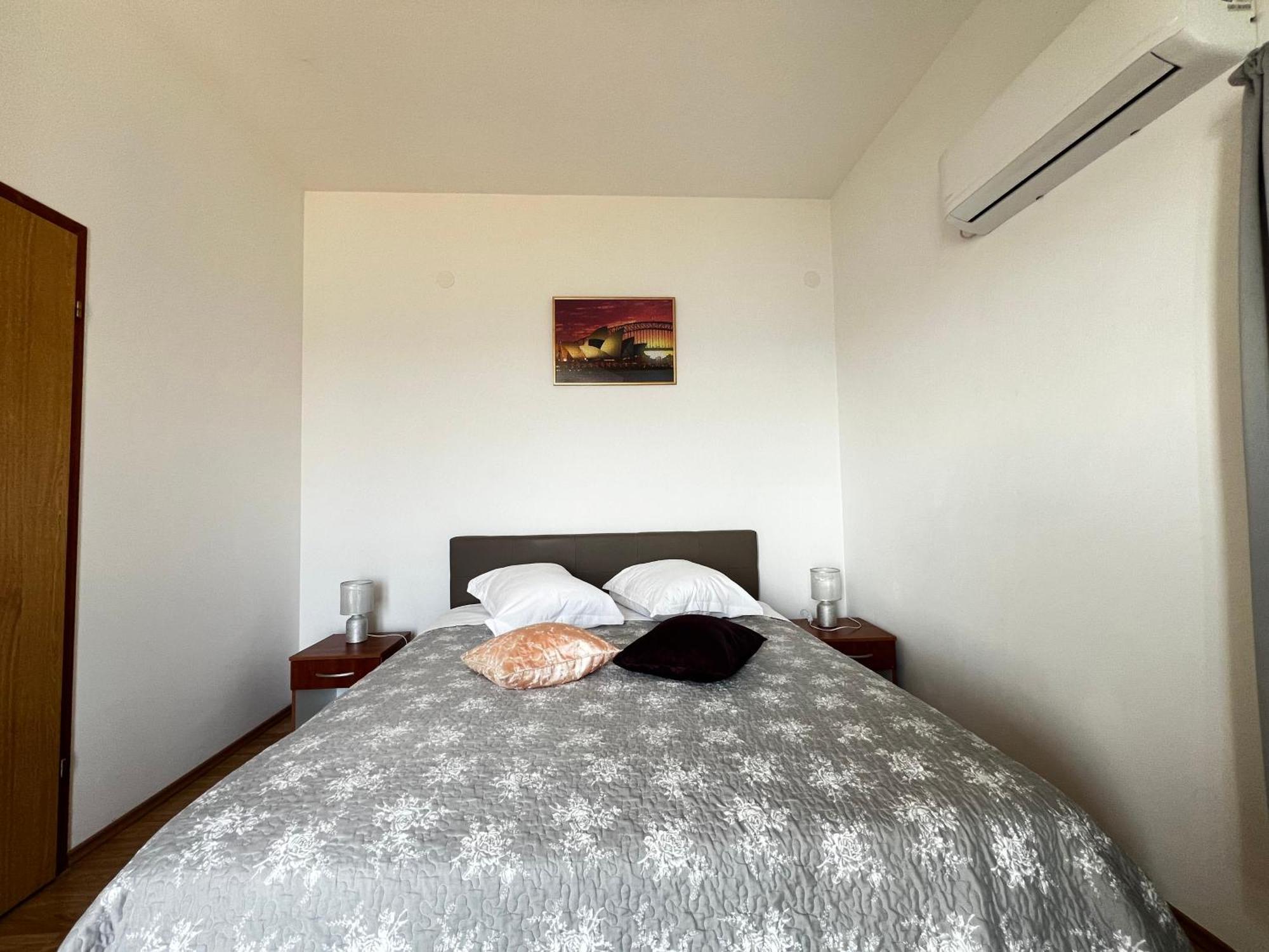 Apartments Lira Mlini Luaran gambar