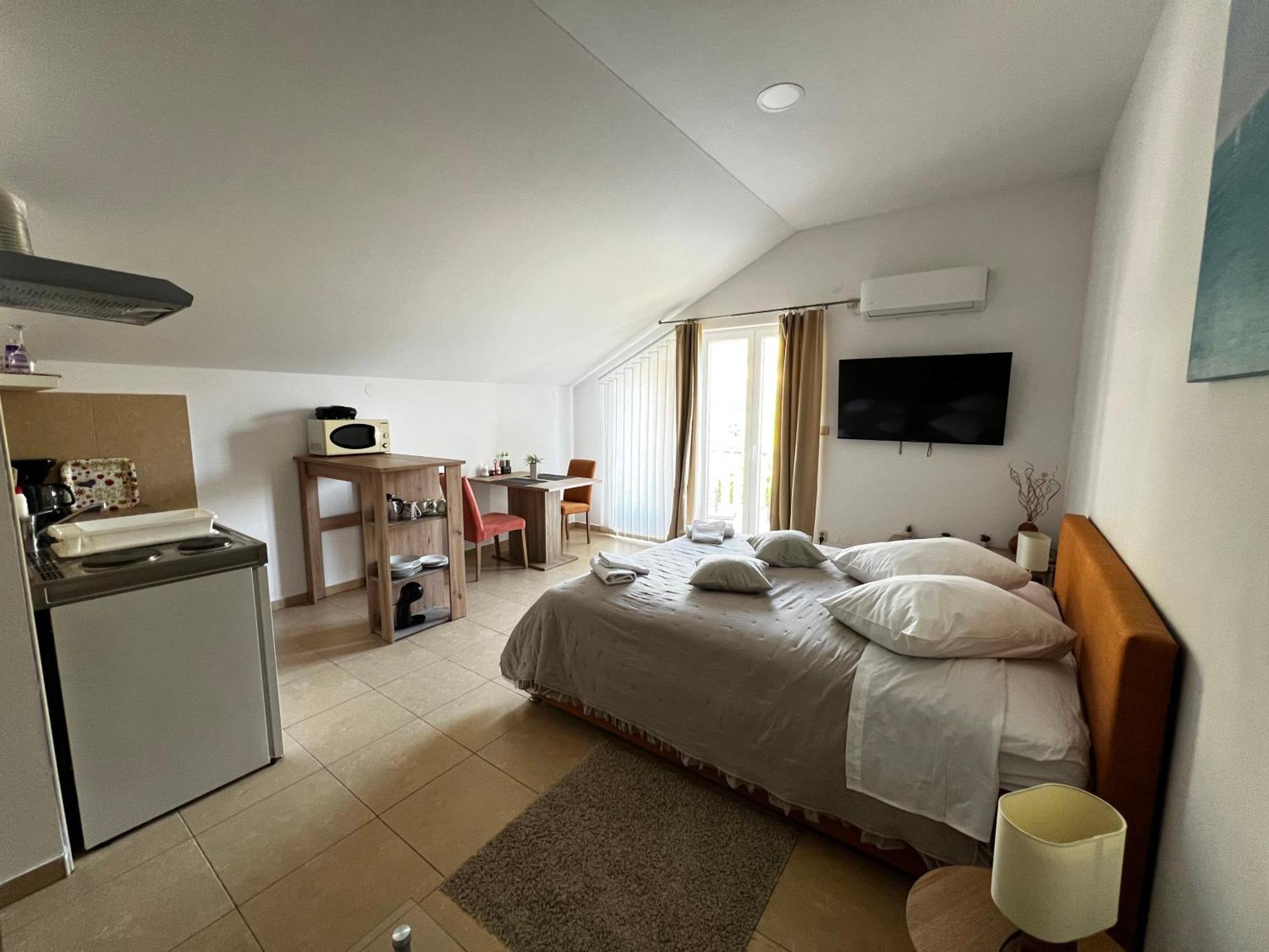 Apartments Lira Mlini Luaran gambar